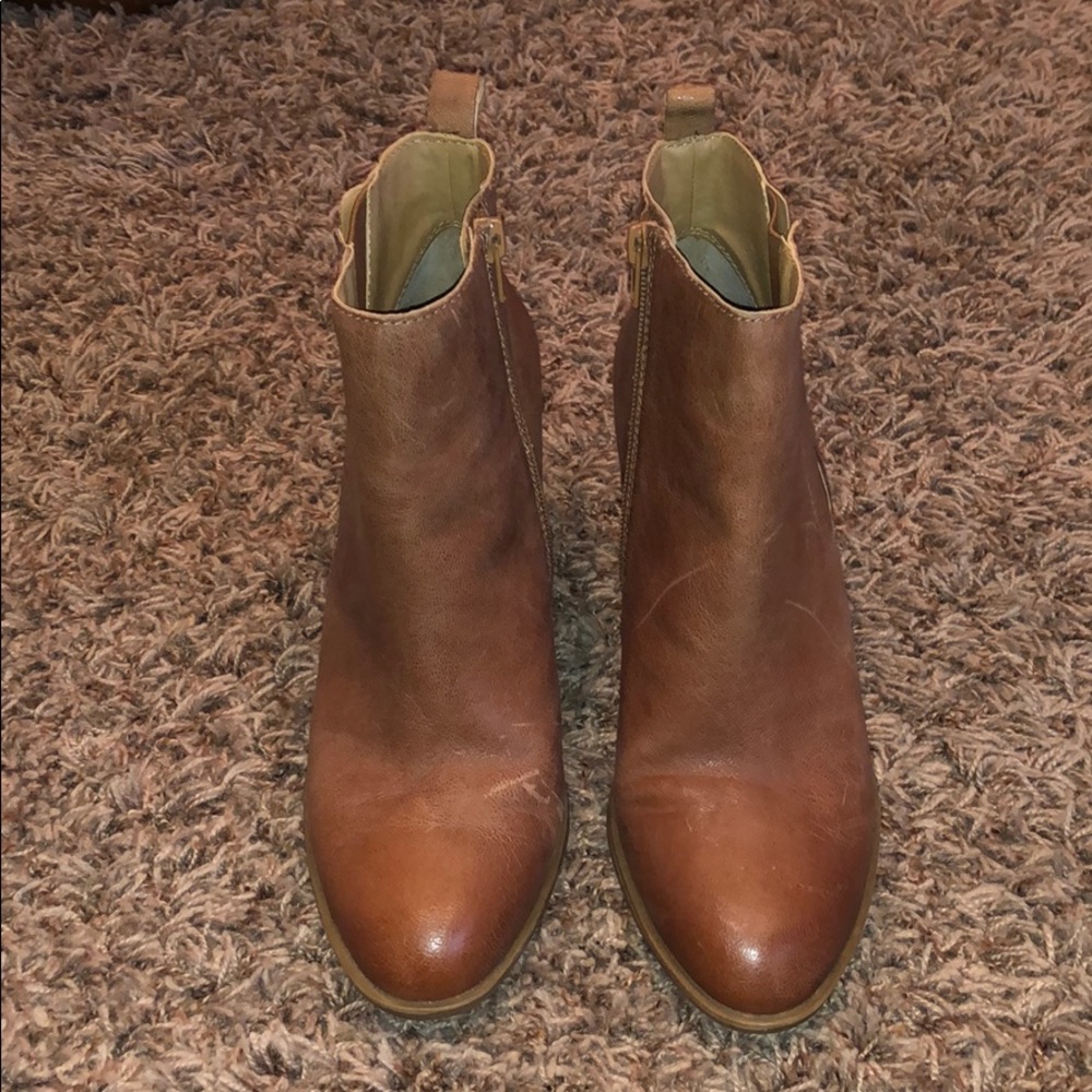 Lucky brand brown leather ankle boots
